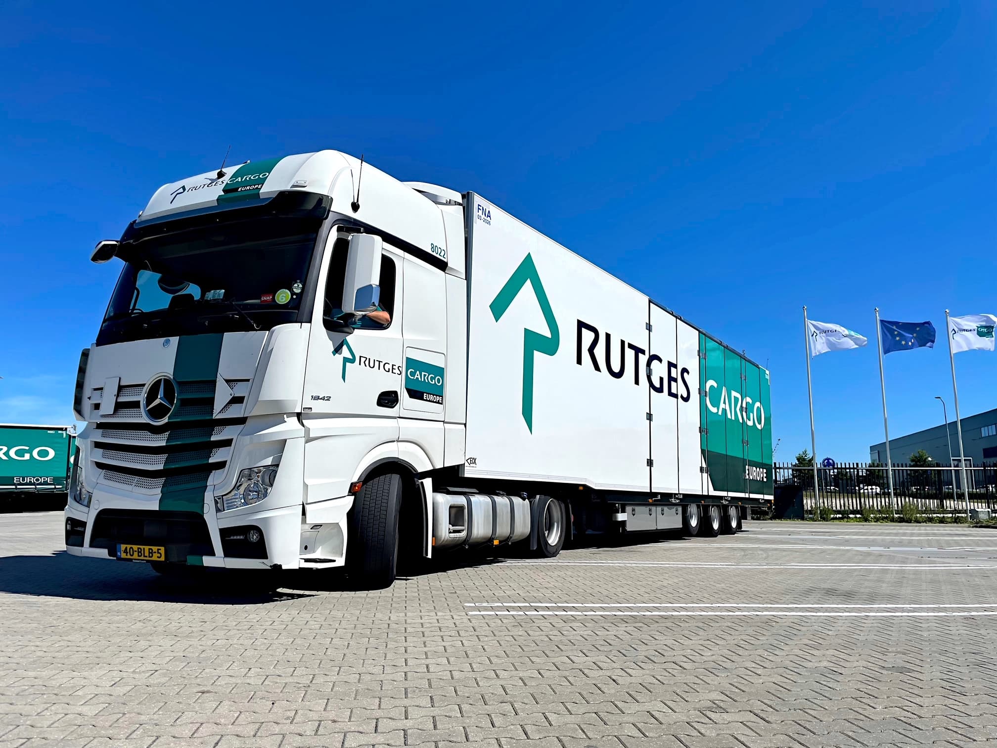 Logistiek pionier Rutges Cargo hervormt logistieke processen simpel, kundig en snel met de bewezen SaaS-oplossingen van Simply Deliver